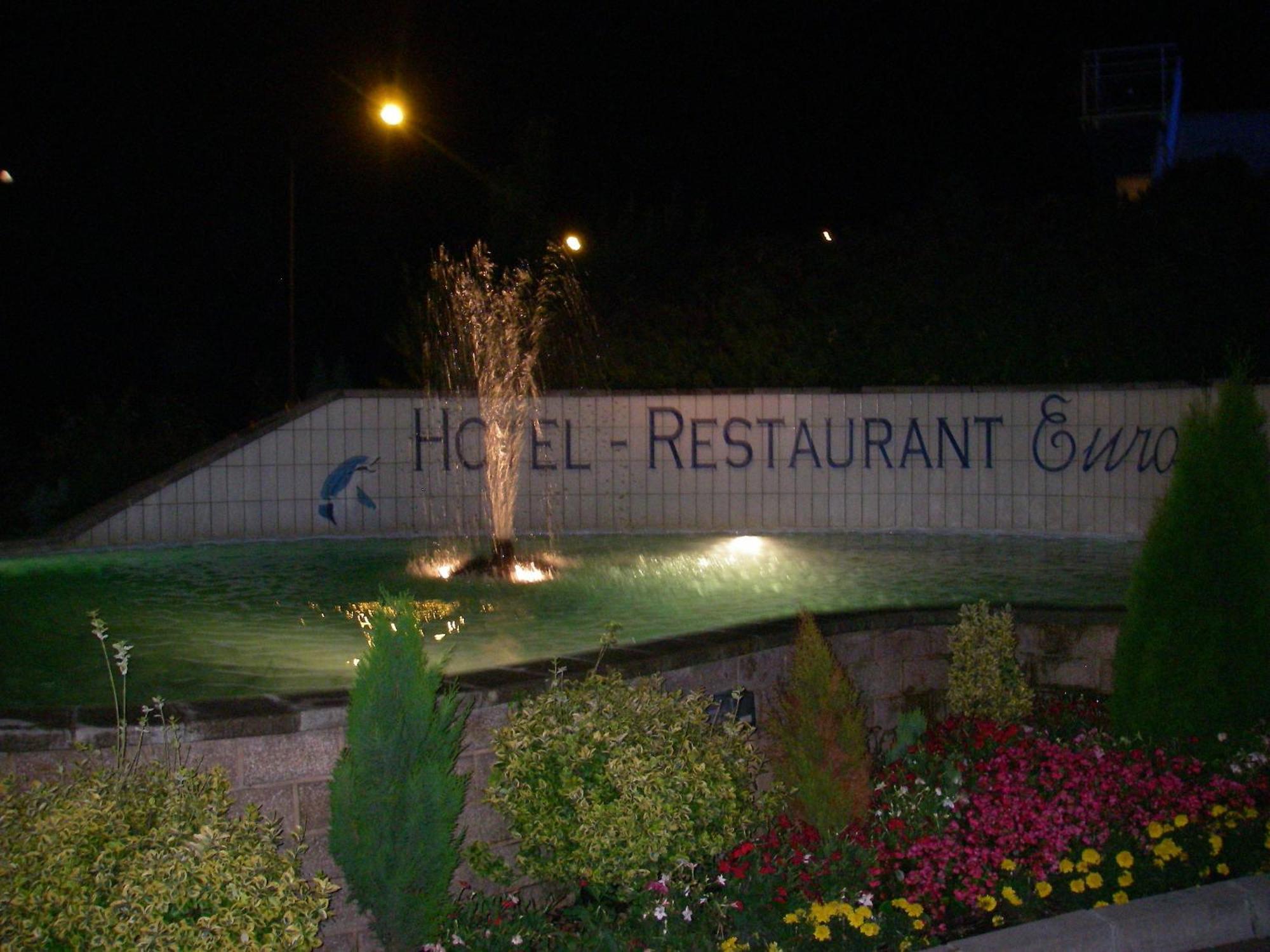 Hotel Restaurant De L'Europort Saint-Avold Exterior foto